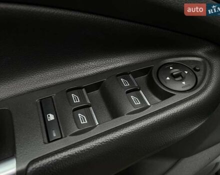 Белый Форд Куга, объемом двигателя 2 л и пробегом 193 тыс. км за 14500 $, фото 18 на Automoto.ua