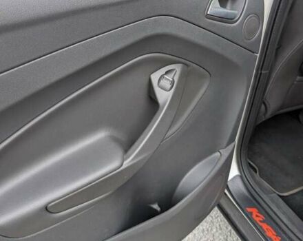 Форд Куга 2017 в Житомире на Automoto.ua Белый Форд Куга, объемом двигателя 2 л и пробегом 168 тыс. км за 16500 $, фото 16 на Automoto.ua