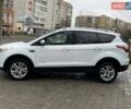 Белый Форд Куга, объемом двигателя 2 л и пробегом 193 тыс. км за 14500 $, фото 3 на Automoto.ua