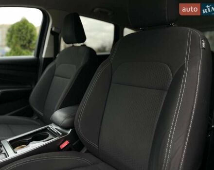 Белый Форд Куга, объемом двигателя 2 л и пробегом 193 тыс. км за 14500 $, фото 15 на Automoto.ua