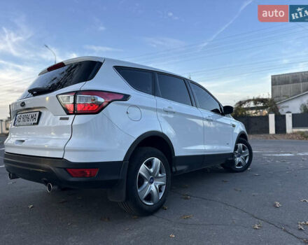 Белый Форд Куга, объемом двигателя 2 л и пробегом 243 тыс. км за 14700 $, фото 11 на Automoto.ua