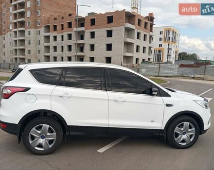 Білий Форд Куга, об'ємом двигуна 2 л та пробігом 242 тис. км за 15500 $, фото 10 на Automoto.ua