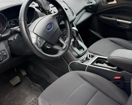 Білий Форд Куга, об'ємом двигуна 2 л та пробігом 255 тис. км за 15500 $, фото 6 на Automoto.ua