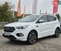 Белый Форд Куга, объемом двигателя 2 л и пробегом 333 тыс. км за 16855 $, фото 1 на Automoto.ua