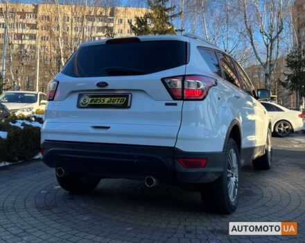 Белый Форд Куга, объемом двигателя 2 л и пробегом 245 тыс. км за 16600 $, фото 6 на Automoto.ua