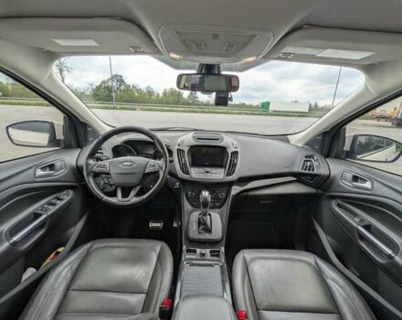 Форд Куга 2017 в Житомире на Automoto.ua Белый Форд Куга, объемом двигателя 2 л и пробегом 168 тыс. км за 16500 $, фото 17 на Automoto.ua