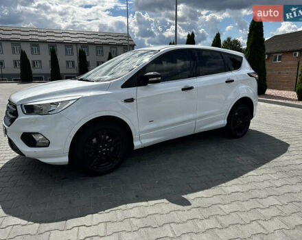 Білий Форд Куга, об'ємом двигуна 2 л та пробігом 193 тис. км за 15500 $, фото 4 на Automoto.ua