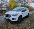 Белый Форд Куга, объемом двигателя 2 л и пробегом 181 тыс. км за 15700 $, фото 1 на Automoto.ua