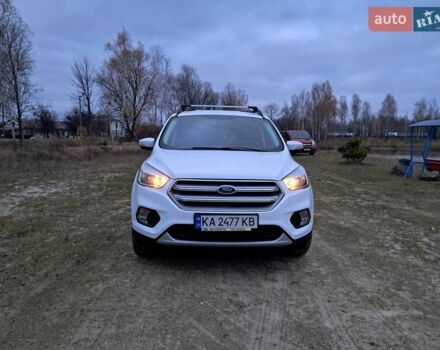 Білий Форд Куга, об'ємом двигуна 1.5 л та пробігом 120 тис. км за 14700 $, фото 17 на Automoto.ua