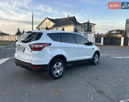 Белый Форд Куга, объемом двигателя 2 л и пробегом 243 тыс. км за 14700 $, фото 28 на Automoto.ua