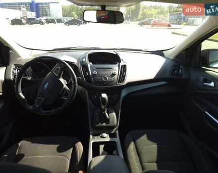 Белый Форд Куга, объемом двигателя 2 л и пробегом 174 тыс. км за 14399 $, фото 8 на Automoto.ua