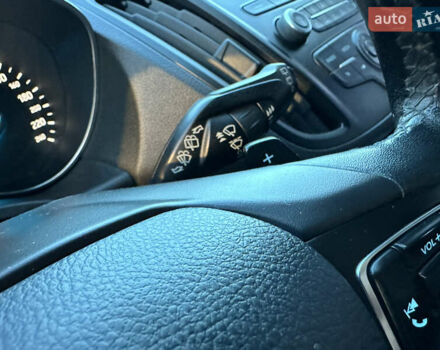 Белый Форд Куга, объемом двигателя 2 л и пробегом 243 тыс. км за 14700 $, фото 34 на Automoto.ua