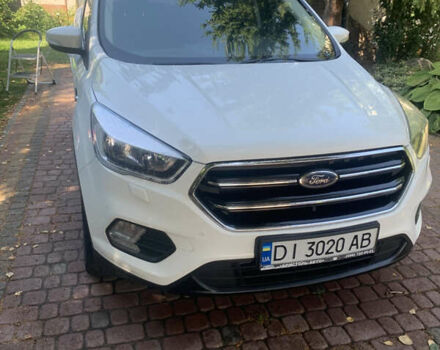 Білий Форд Куга, об'ємом двигуна 2 л та пробігом 203 тис. км за 16000 $, фото 6 на Automoto.ua