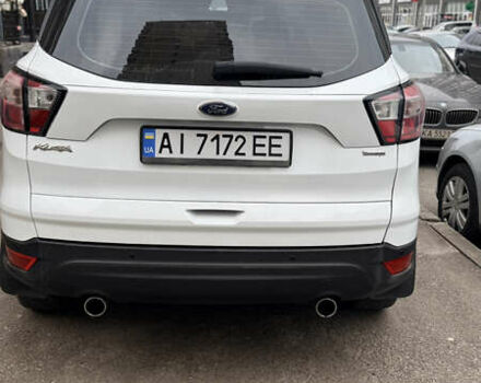 Білий Форд Куга, об'ємом двигуна 2 л та пробігом 255 тис. км за 15500 $, фото 2 на Automoto.ua
