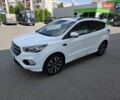 Белый Форд Куга, объемом двигателя 2 л и пробегом 190 тыс. км за 15000 $, фото 1 на Automoto.ua