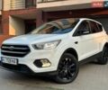 Белый Форд Куга, объемом двигателя 2 л и пробегом 175 тыс. км за 13299 $, фото 1 на Automoto.ua
