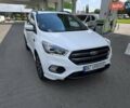 Белый Форд Куга, объемом двигателя 2 л и пробегом 190 тыс. км за 15000 $, фото 4 на Automoto.ua