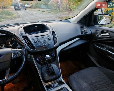 Белый Форд Куга, объемом двигателя 2 л и пробегом 181 тыс. км за 15700 $, фото 11 на Automoto.ua