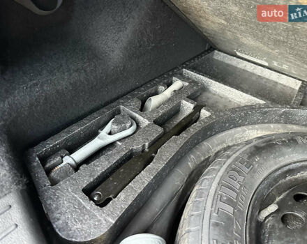 Белый Форд Куга, объемом двигателя 2 л и пробегом 243 тыс. км за 14700 $, фото 43 на Automoto.ua