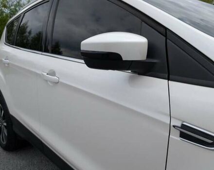 Білий Форд Куга, об'ємом двигуна 2 л та пробігом 155 тис. км за 16500 $, фото 1 на Automoto.ua