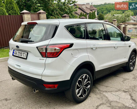 Белый Форд Куга, объемом двигателя 2 л и пробегом 123 тыс. км за 16500 $, фото 5 на Automoto.ua