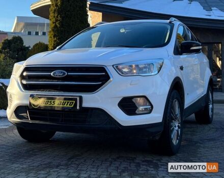 Белый Форд Куга, объемом двигателя 2 л и пробегом 245 тыс. км за 16600 $, фото 2 на Automoto.ua