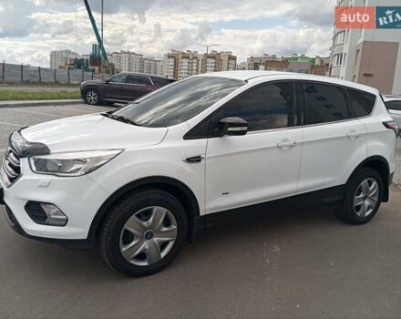 Білий Форд Куга, об'ємом двигуна 2 л та пробігом 242 тис. км за 15500 $, фото 6 на Automoto.ua