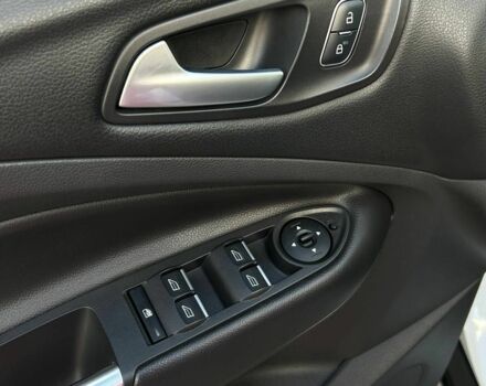 Форд Куга 2017 в Кривом Роге на Automoto.ua Белый Форд Куга, объемом двигателя 2 л и пробегом 96 тыс. км за 17200 $, фото 8 на Automoto.ua