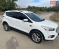 Білий Форд Куга, об'ємом двигуна 2 л та пробігом 112 тис. км за 17000 $, фото 1 на Automoto.ua