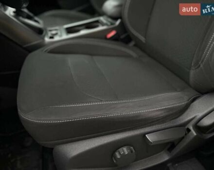 Белый Форд Куга, объемом двигателя 2 л и пробегом 193 тыс. км за 14500 $, фото 16 на Automoto.ua