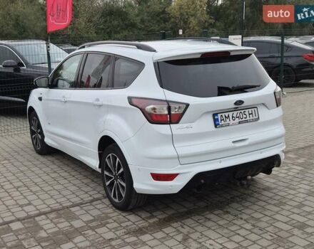 Белый Форд Куга, объемом двигателя 2 л и пробегом 333 тыс. км за 16855 $, фото 17 на Automoto.ua