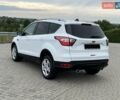 Білий Форд Куга, об'ємом двигуна 2 л та пробігом 164 тис. км за 15300 $, фото 6 на Automoto.ua