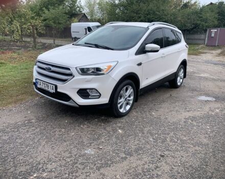 Белый Форд Куга, объемом двигателя 2 л и пробегом 202 тыс. км за 14700 $, фото 1 на Automoto.ua