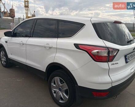 Білий Форд Куга, об'ємом двигуна 2 л та пробігом 242 тис. км за 15500 $, фото 2 на Automoto.ua
