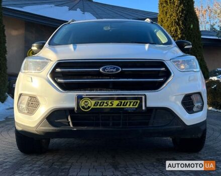 Белый Форд Куга, объемом двигателя 2 л и пробегом 245 тыс. км за 16600 $, фото 1 на Automoto.ua