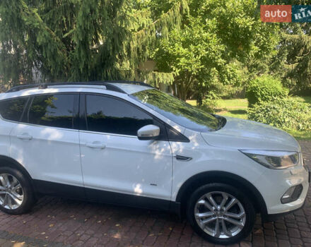 Білий Форд Куга, об'ємом двигуна 2 л та пробігом 203 тис. км за 16000 $, фото 8 на Automoto.ua