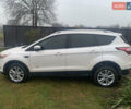 Белый Форд Куга, объемом двигателя 2 л и пробегом 203 тыс. км за 15500 $, фото 1 на Automoto.ua