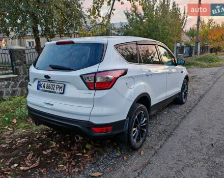 Белый Форд Куга, объемом двигателя 2 л и пробегом 181 тыс. км за 15700 $, фото 6 на Automoto.ua