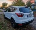Белый Форд Куга, объемом двигателя 2 л и пробегом 181 тыс. км за 15700 $, фото 2 на Automoto.ua