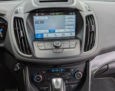 Білий Форд Куга, об'ємом двигуна 2 л та пробігом 155 тис. км за 16500 $, фото 26 на Automoto.ua