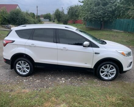 Белый Форд Куга, объемом двигателя 2 л и пробегом 202 тыс. км за 14700 $, фото 3 на Automoto.ua