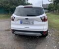 Белый Форд Куга, объемом двигателя 2 л и пробегом 202 тыс. км за 14700 $, фото 6 на Automoto.ua