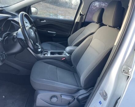 Белый Форд Куга, объемом двигателя 2 л и пробегом 177 тыс. км за 13500 $, фото 14 на Automoto.ua