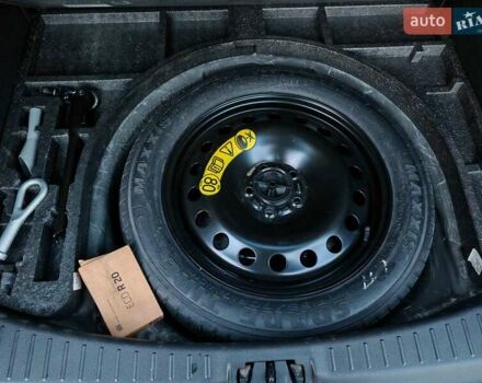 Белый Форд Куга, объемом двигателя 2 л и пробегом 181 тыс. км за 15700 $, фото 5 на Automoto.ua