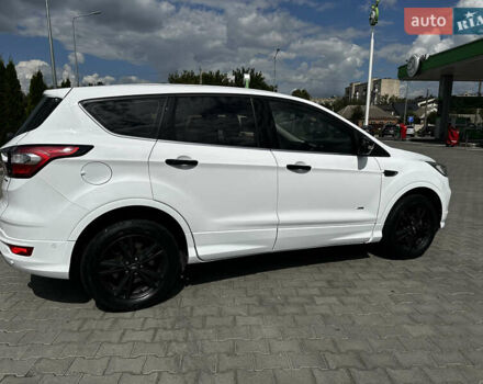 Білий Форд Куга, об'ємом двигуна 2 л та пробігом 193 тис. км за 15500 $, фото 9 на Automoto.ua