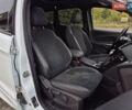 Белый Форд Куга, объемом двигателя 2 л и пробегом 333 тыс. км за 16855 $, фото 31 на Automoto.ua