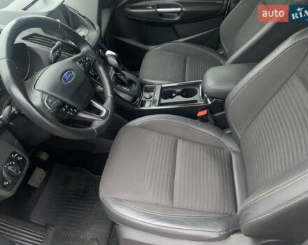 Белый Форд Куга, объемом двигателя 2 л и пробегом 203 тыс. км за 15500 $, фото 7 на Automoto.ua