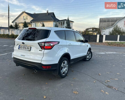 Белый Форд Куга, объемом двигателя 2 л и пробегом 243 тыс. км за 14700 $, фото 9 на Automoto.ua