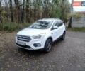 Белый Форд Куга, объемом двигателя 2 л и пробегом 223 тыс. км за 13500 $, фото 1 на Automoto.ua