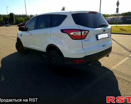 Білий Форд Куга, об'ємом двигуна 2 л та пробігом 174 тис. км за 14400 $, фото 2 на Automoto.ua